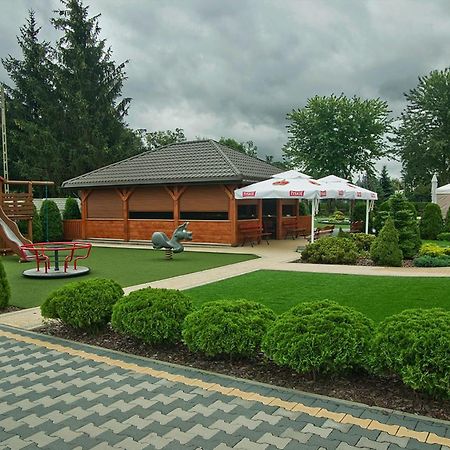 Hotel Hesperus Miedzyrzec Podlaski Ngoại thất bức ảnh