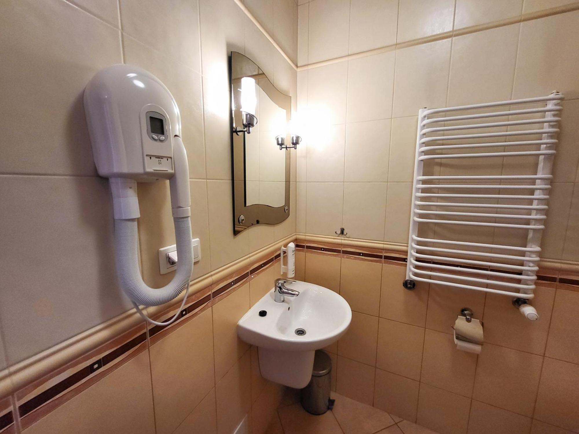 Hotel Hesperus Miedzyrzec Podlaski Ngoại thất bức ảnh